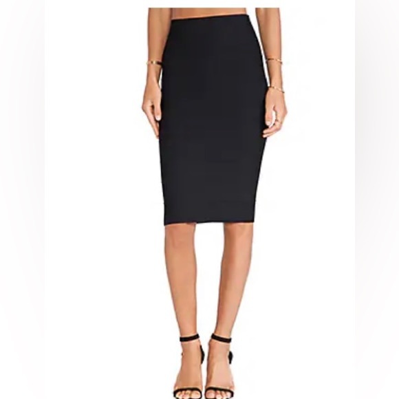 BCBG Leger pencil skirt black, size XS - Picture 4 of 4
